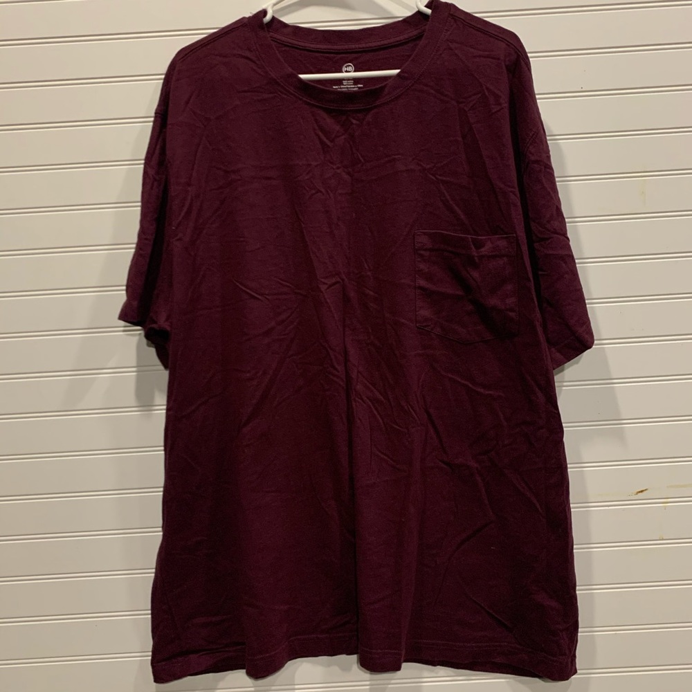 ⭐️HB Men’s 2XL crew neck T shirt